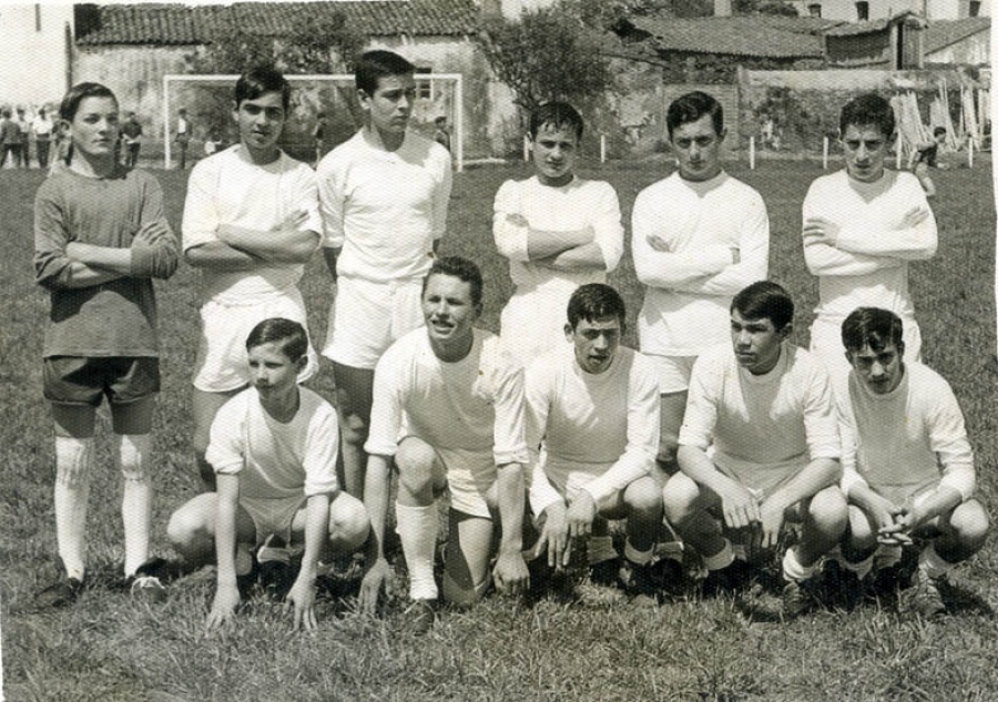 1966 - Equipo de ftbol